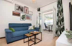 1 Bedroom Beautiful Apartment In Baska Voda